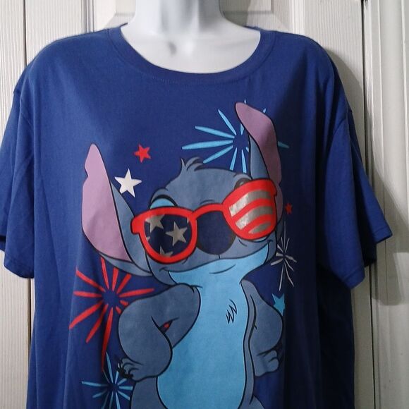 Disney Stitch July 4th Patriotic fireworks short sleeve tshirt Sz XL NWOT - Picture 3 of 5